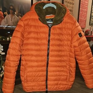 Hawke&CO Mens Xlarge Mens Winter Jacket. Orange With Furry Brown Inside.